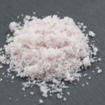 梅とシソのエキスに漬け込んでできる「のと　さくら塩」