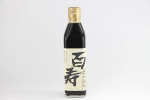 百年以上経た土蔵の木桶で手造りした天然醸造の一番しぼり「百寿」