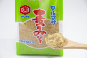 無添加仕込みでつくる愛媛のご当地味噌、瀬戸内麦味噌「麦味噌　マルマサ」