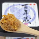 「秋田」にこだわった無添加生みそ「秋田みそ 百年蔵」