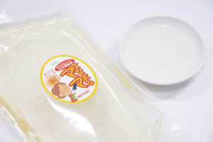 15種類のアミノ酸と11種類の酵素が含まれた玄米由来の天然アミノ酸で作られた調味料「はなまるママ」